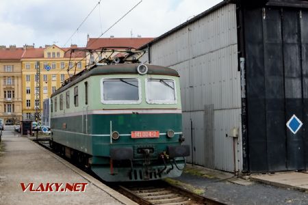 24.3.2018 - Praha hl.n.: 141.004 ve šturcu © Jiří Řechka