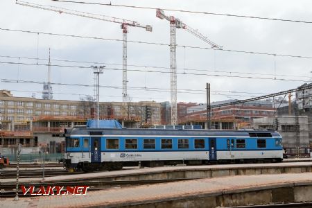 24.3.2018 - Praha hl.n.: 854.029, Os 9508 © Jiří Řechka