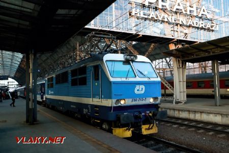 25.3.2018 - Praha hl.n.: 150.213, R 10008 © Jiří Řechka 