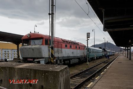 29.3.2018 - Most: T 478.1004 a souprava zvláštního vlaku © Jiří Řechka
