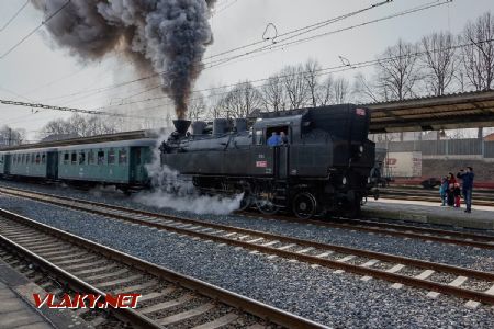 30.3.2018 - Lovosice: odjezd prvního mimořádného parního vlaku zpět do Mostu © Jiří Řechka