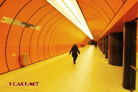 28.12.2017 – Mnichov: metro Marienplatz © Dominik Havel