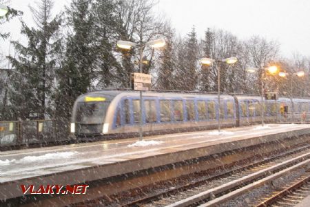 28.12.2017 – Mnichov: nejnovější typ C2 ve stanici Kieferngarten © Dominik Havel