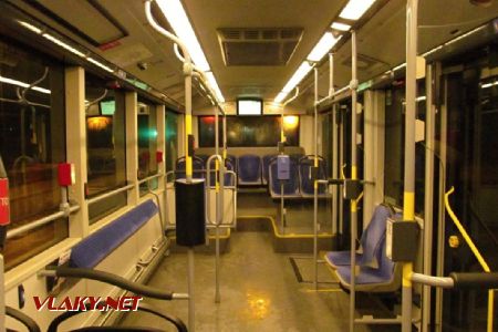 28.12.2017 – Mnichov: interiér autobusového přívěsu Göppel Go4City © Dominik Havel