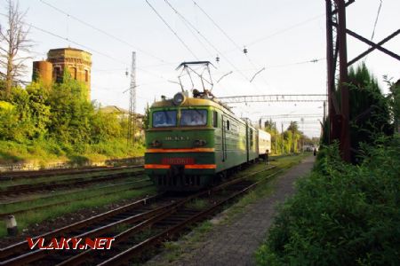 Stanice Kutaisi I, lokomotiva č. 10-041, 25.9.2017 © Filip Kuliš