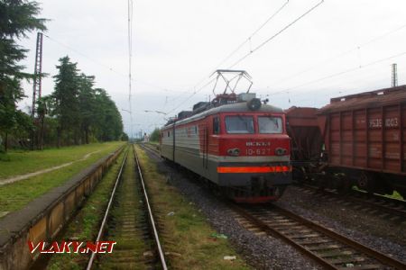 Natanebi, objíždění soupravy lokomotivou 10-627, 26.9.2017 © Filip Kuliš