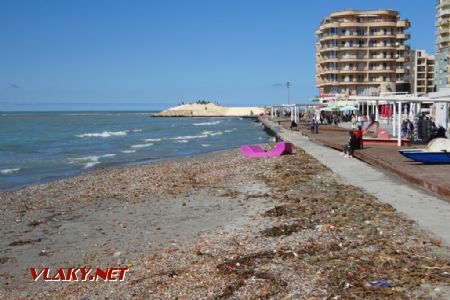 Durrës, stav pláží, 2.4.2018 © Jiří Mazal