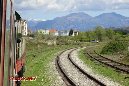 Stanice Vorë, odkud odbočuje trať do Kasharu, 2.4.2018 © Jiří Mazal
