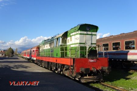 Shkodër, lokomotiva T669.1060 připravena pro zítřejší odjezd do Durrësu, 2.4.2018 © Jiří Mazal