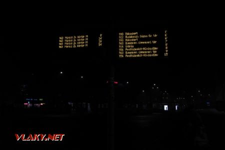 01.01.2018 – Budapešť: četnost dopravy na jednom odjezdovém stanovišti v jednu hodinu v noci (Széll Kálmán tér) © Dominik Havel