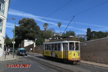 Lisabon, tramvaj v ulici Calçada da Estrela 28. 3. 2018 © Tomáš Pokorný