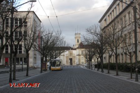 Coimbra, konečná trolejbusů u Univerzity 29. 3. 2018 © Libor Peltan