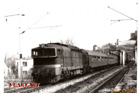 753.059-5 (T478.3059) – Os2856 – Trenčín - Zlatovce, 19.4.1988 © Libor Hrubý