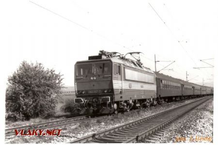 363.097-7 – Os 2804 – Trenčianska Teplá – Opatová nad Váhom, 10.5.1988 © Libor Hrubý