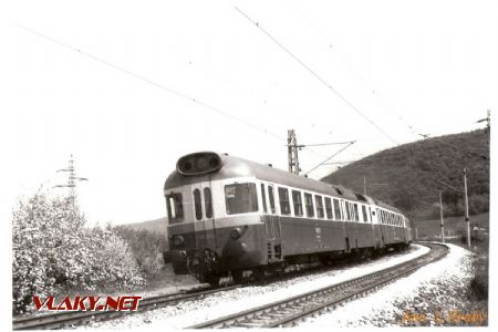 850.005-0 (M286.0005) – Os 12206 – Opatová nad Váhom – Trenčín, 10.5.5.1988 © Libor Hrubý