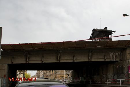23.04.2018 - Praha-Karlín: most přes Křižíkovu ulici © Jiří Řechka