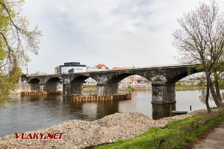 23.04.2018 - Praha-Štvanice: Negrelliho viadukt © Jiří Řechka