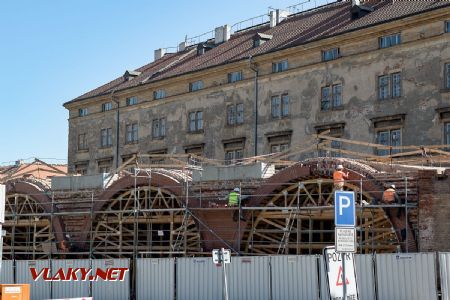 07.05.2018 - Praha-Florenc ÚAN: práce na spojovacím viaduktu © Jiří Řechka