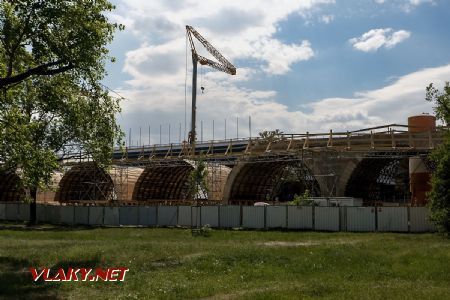 08.05.2018 - Praha-Štvanice: zbourané oblouky Negrelliho viaduktu © Jiří Řechka