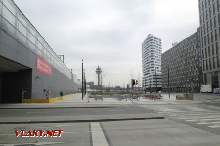 04.04.2018 - Viedeň, Hauptbahnhof, novostavby pri východnom konci stanice © Juraj Földes 