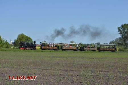 5.5.2018 – Vlak s lokomotivou DR 99.3312 se vrací do Sendražic © Pavel Stejskal