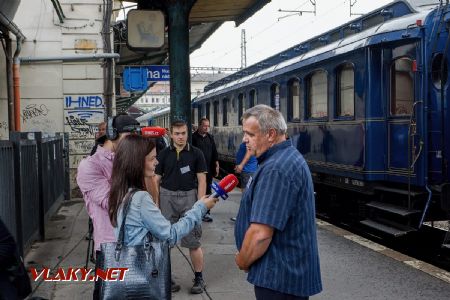 28.6.2018 - Praha Masarykovo n.: rozhovor pro média © Jiří Řechka