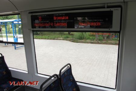 06.07.2018 – Krakov: Bombardier NGT6 1. série, informační systém zobrazuje tři následující a konečnou zastávku  © Dominik Havel
