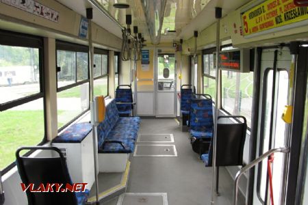 06.07.2018 – Krakov: interiér tramvaje Bombardier-Rotax EU8N © Dominik Havel