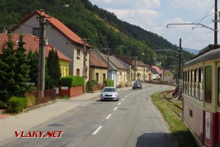Průjezd obcí Trenčianska Teplá, 21.7.2018 © Jiří Mazal