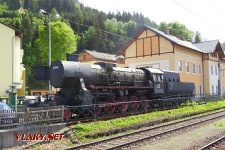 Selzthal, pomník parní lokomotivy ř. 52 vyřazené v 70. letech, 28.4.2018 © Jiří Mazal