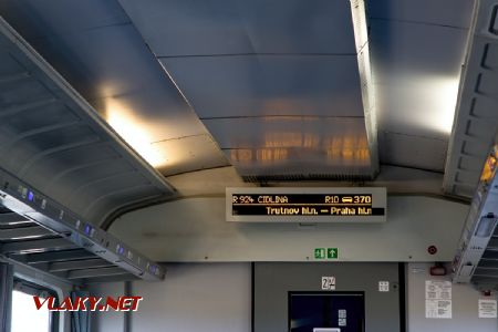 01.08.2018 - Chlumec nad Cidlinou: informační panel ve voze vlaku k domovu © Jiří Řechka