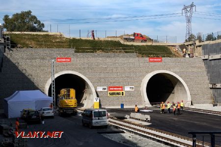 21.9.2018 - Kyšice, Ejpovický tunel: tunelové portály © Jiří Řechka