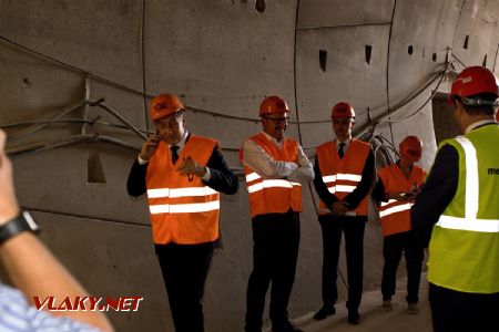 21.9.2018 - Kyšice, Ejpovický tunel: premiér je neustále v práci © Jiří Řechka