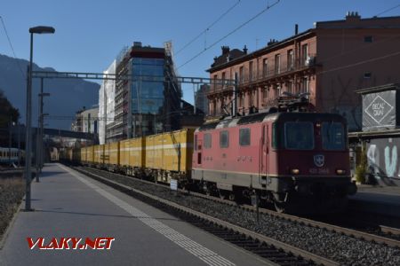 14.03.2018 – Montreux, poštovní vlak s lokomotivou SBB Re 420.244 © Pavel Stejskal