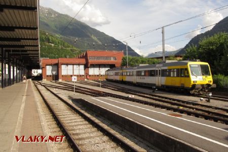 03.06.2018 – Schruns: depo Montafonerbahn a ES 10.222 (opět ojetina ze Švýcarska) © Dominik Havel