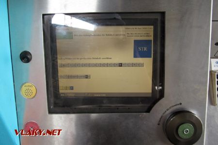 06.06.2018 – Basilej: automat SNCF, při zadávání neobvyklých stanic si musíte jednotlivá písmenka vytočit © Dominik Havel
