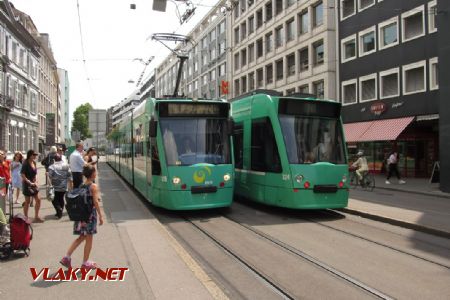 06.06.2018 – Basilej: Bankverein, tramvaje Siemens Combino © Dominik Havel