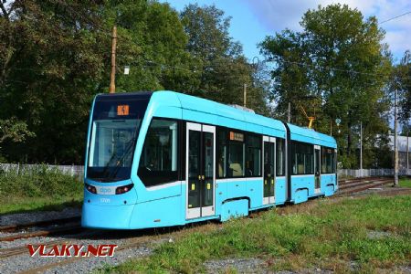 29.09.2018 - Ostrava, Výstaviště: tramvaj Stadler Tango NF2 nOVA č. 1704 © Václav Vyskočil