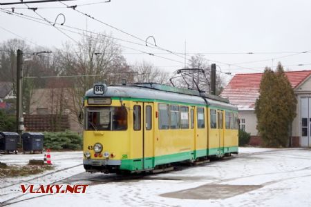 Tramvaj typu Duewag GT6 odstavená ve vozovně, 26.1.2019 © Jiří Mazal