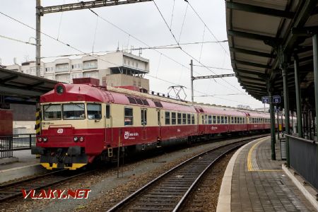 6.2.2019 - Brno hl.n.: SM 488.0024, Os 4007 © Jiří Řechka