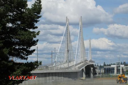 Portland, Oregon - most Tilikum Crossing bol ešte v skúšobnej prevádzke, so zákazom vstupu pre peších. 13.07.2015 © Juraj Földes