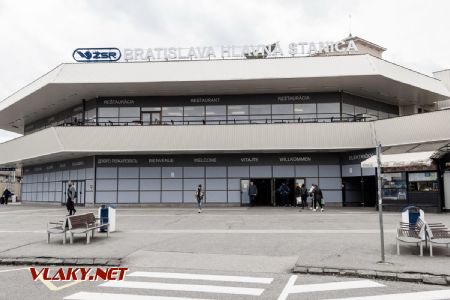 06.05.2019 - Bratislava hlavná stanica: exteriér po revitalizácii © ŽSR