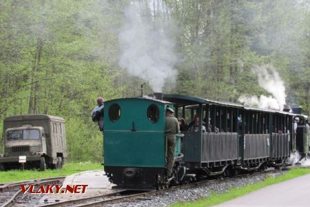 Pravidelný vláčik v Čiernom Balogu (11.5.2019) © ČHŽ