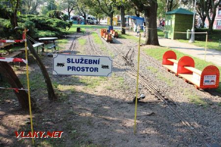 31.08.2019 - Hradec Králové, Smetanovo nábř.: Nepovolaným vstup zakázán! © PhDr. Zbyněk Zlinský