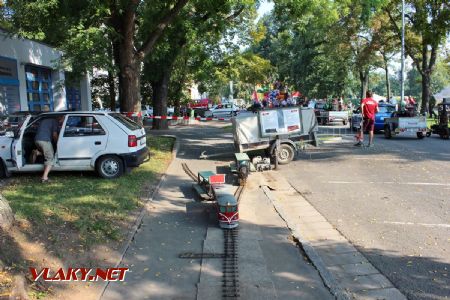 31.08.2019 - Hradec Králové, Smetanovo nábř.: depo mobilní drážky © PhDr. Zbyněk Zlinský