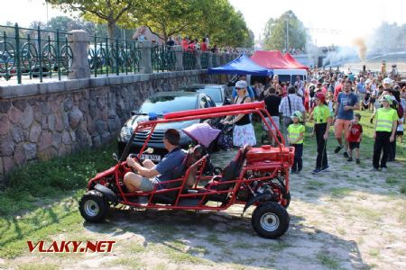 31.08.2019 - Hradec Králové, Eliščino nábř.: hasičská bugina SDH Předměřice nad Labem © PhDr. Zbyněk Zlinský