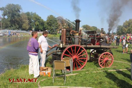 31.08.2019 - Hradec Králové, Eliščino nábř.: parní stříkačka SDH Roztoky u Jilemnice (R.A.Smékal Praha-Smíchov 59/1907) © PhDr. Zbyněk Zlinský