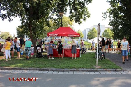 31.08.2019 - Hradec Králové, Smetanovo nábř.: něco nezdravého pro všechny © PhDr. Zbyněk Zlinský