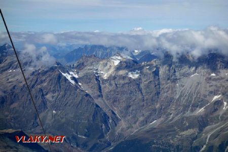 Klein Matterhorn, Mont Blanc bol vzdušnou čiarou vzdialený menej, ako 70 km, 11.9.2019 © Juraj Földes