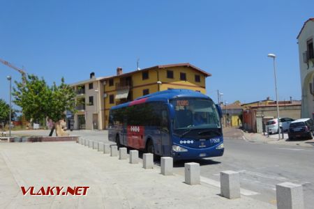 Tortoli, autobus Scania Irizar do Nuora, 5.7.2019 © Jiří Mazal
